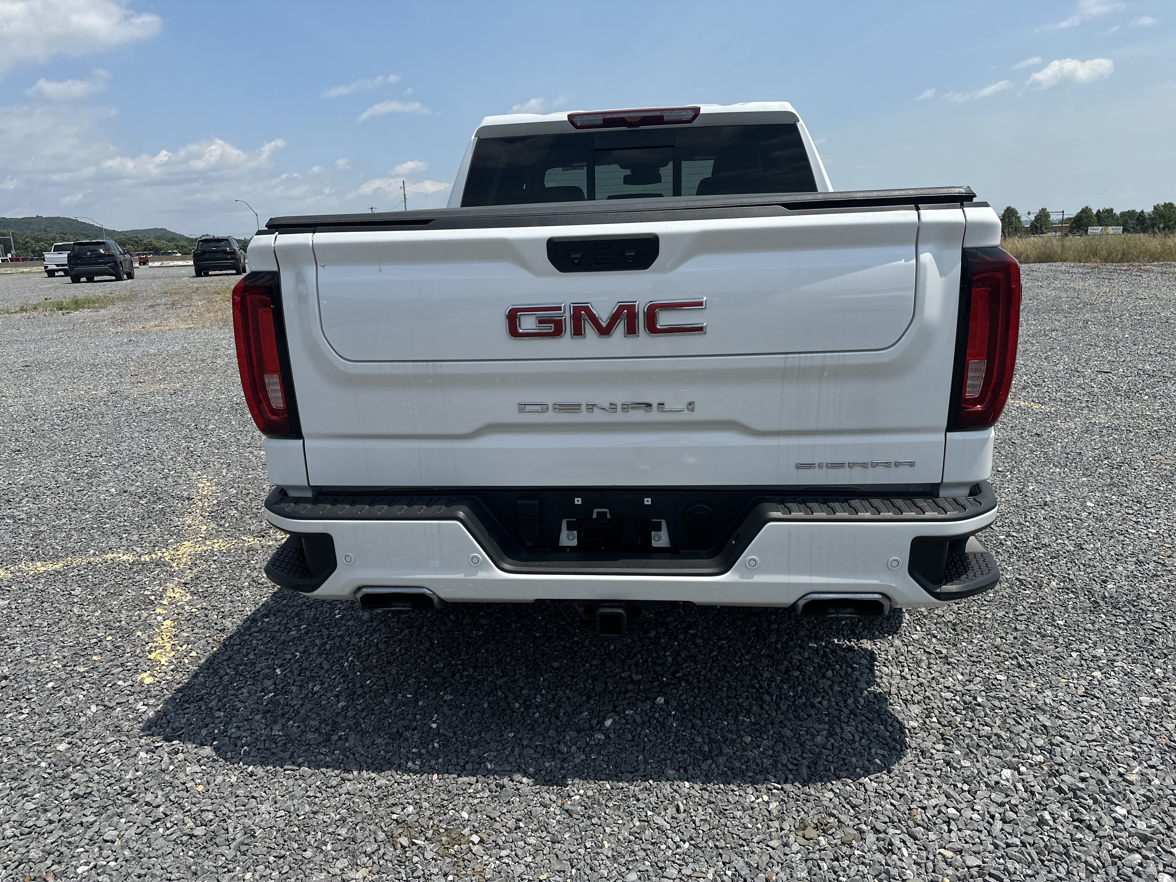 Used 2024 GMC Sierra 1500 Denali AWD/4WD image 4
