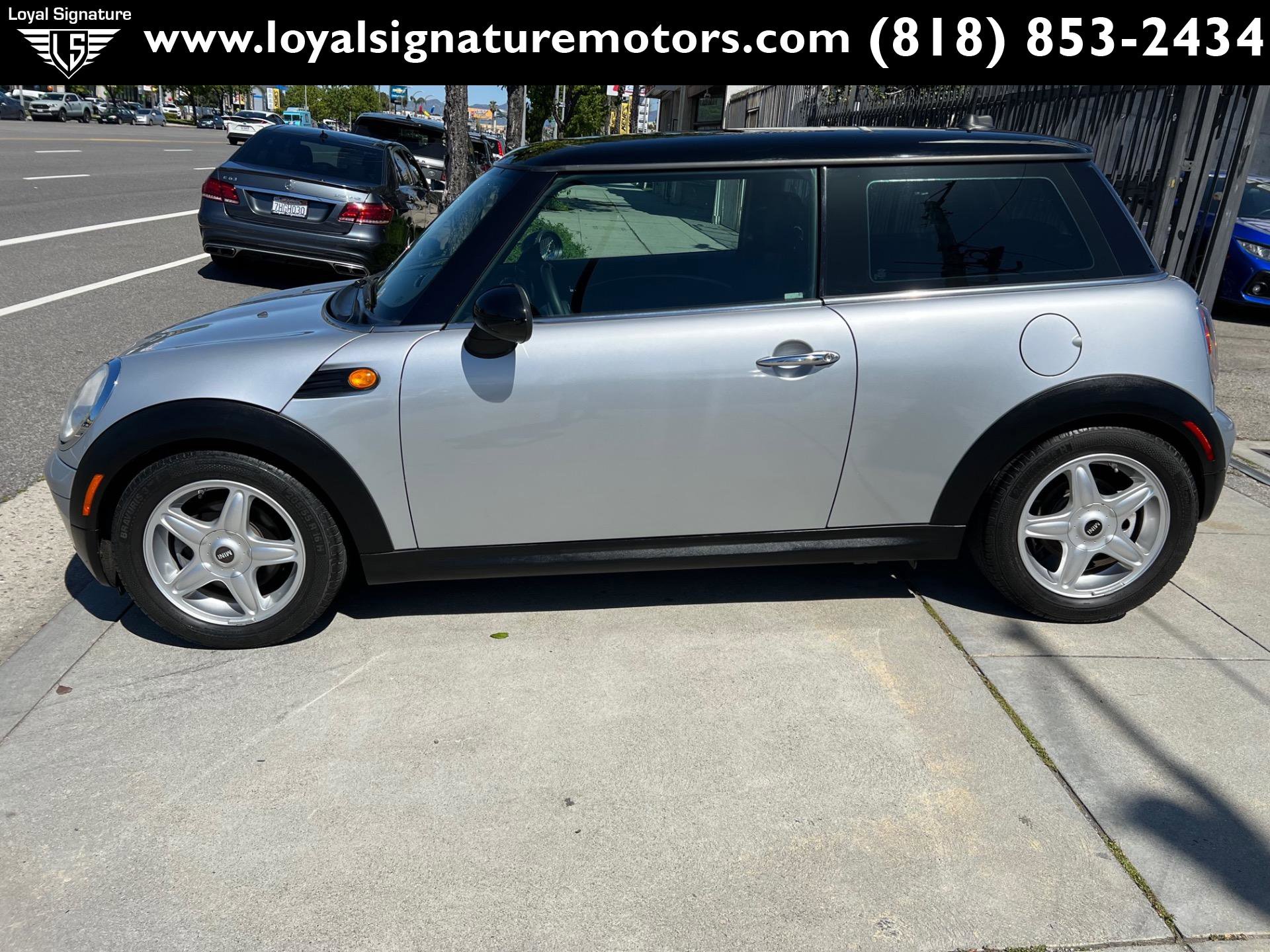 Used 2009 MINI Cooper Hardtop image 4