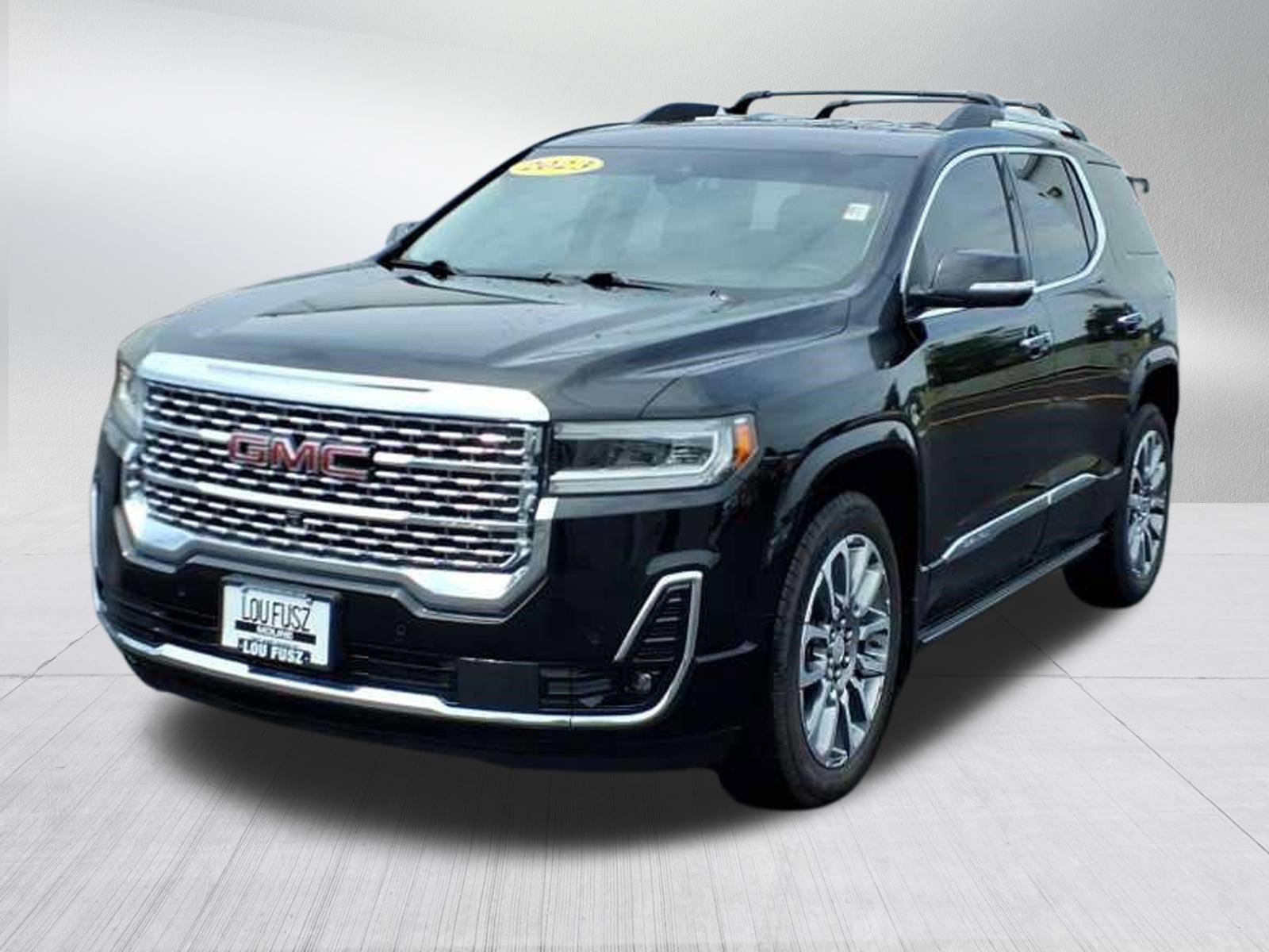 Used 2023 GMC Acadia Denali w/ Denali Ultimate Package AWD/4WD image 5