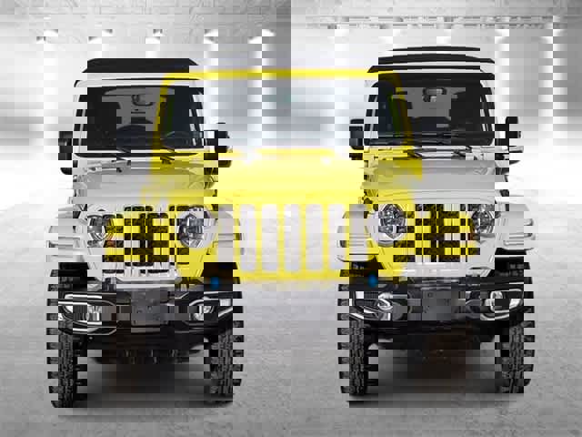 Used 2023 Jeep Wrangler Sahara w/ Cold Weather Group image 3