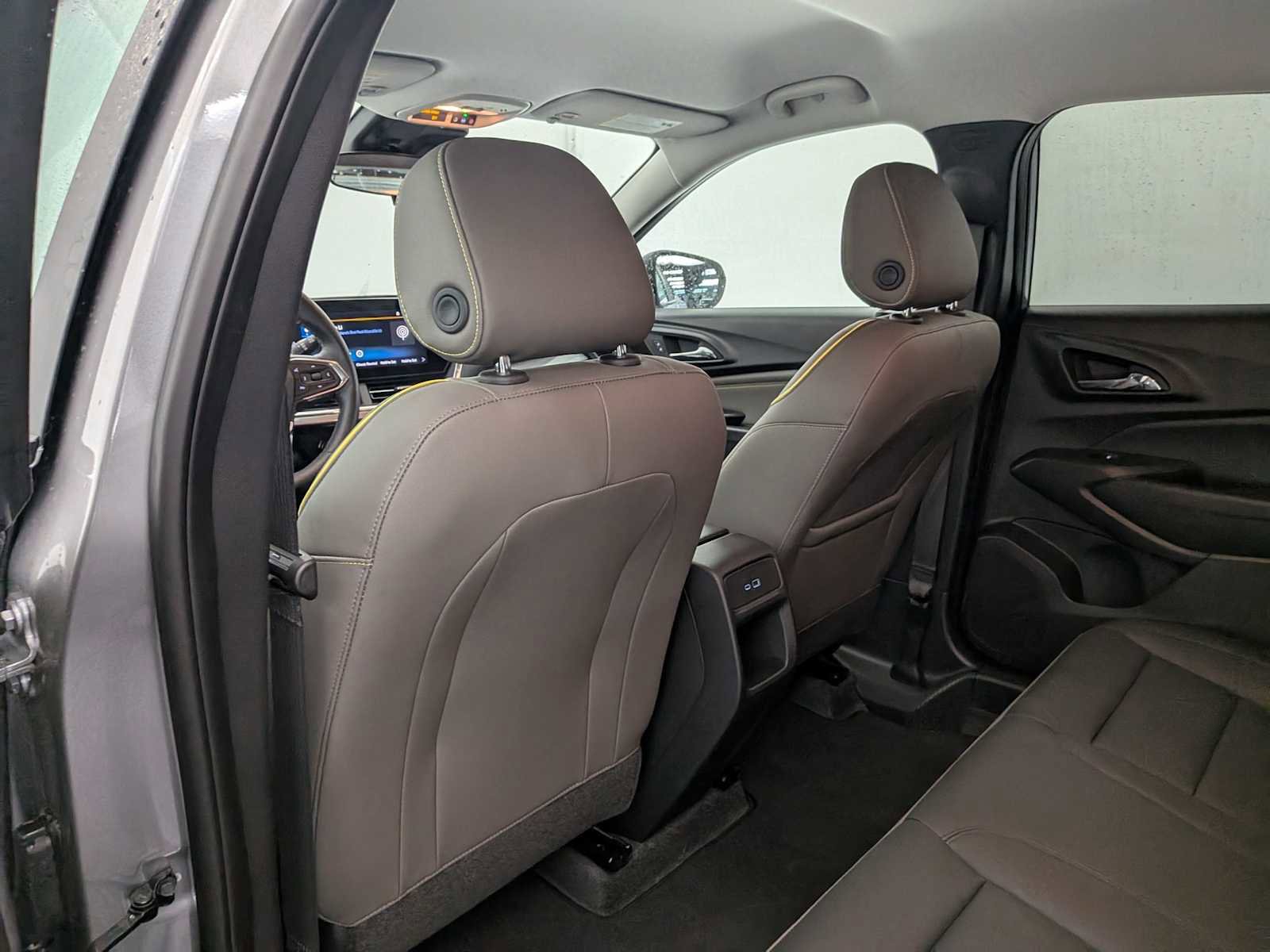 New 2025 Chevrolet Trax ACTIV w/ Driver Confidence Package image 19