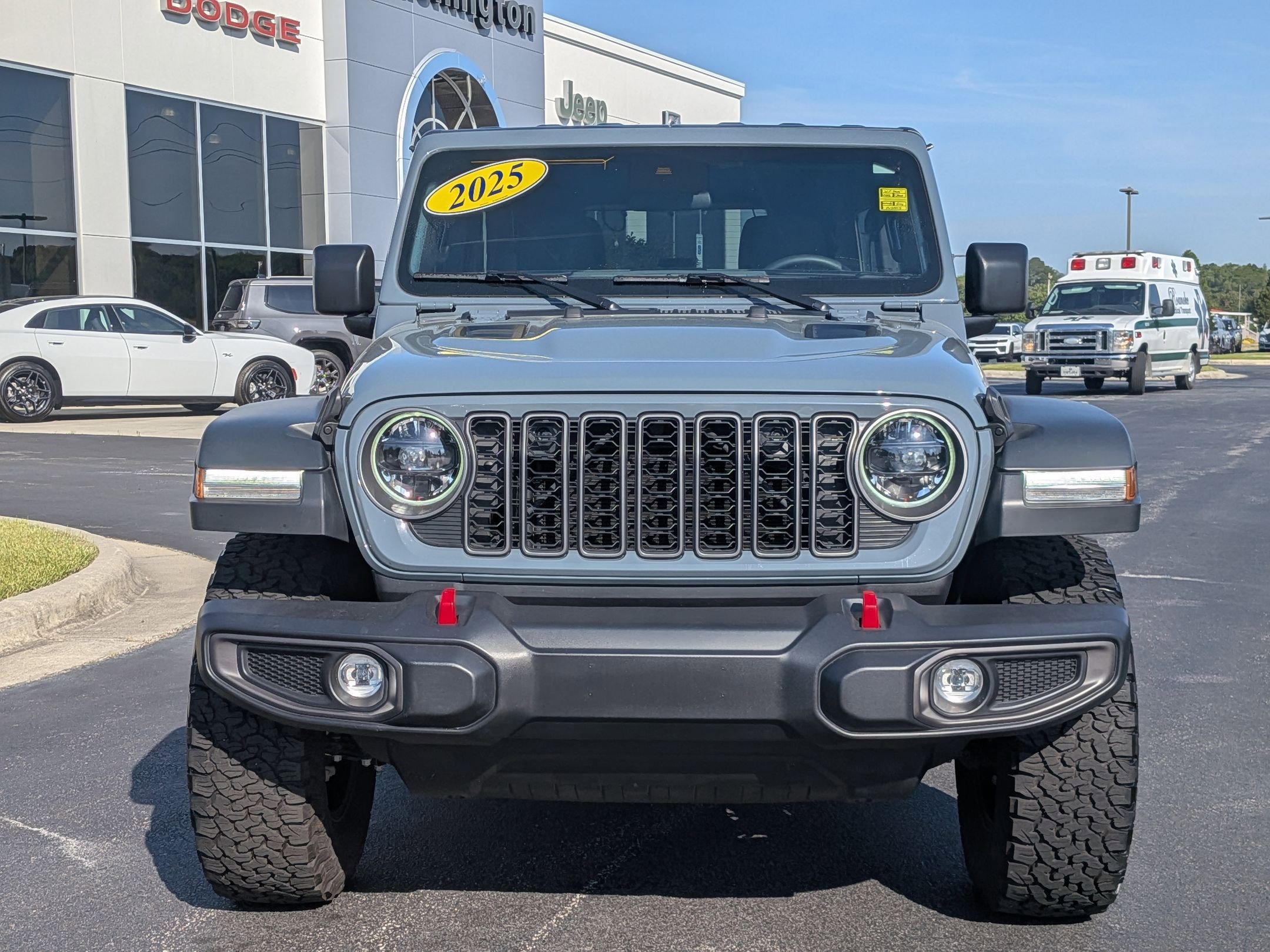 Used 2025 Jeep Wrangler Unlimited Rubicon image 8