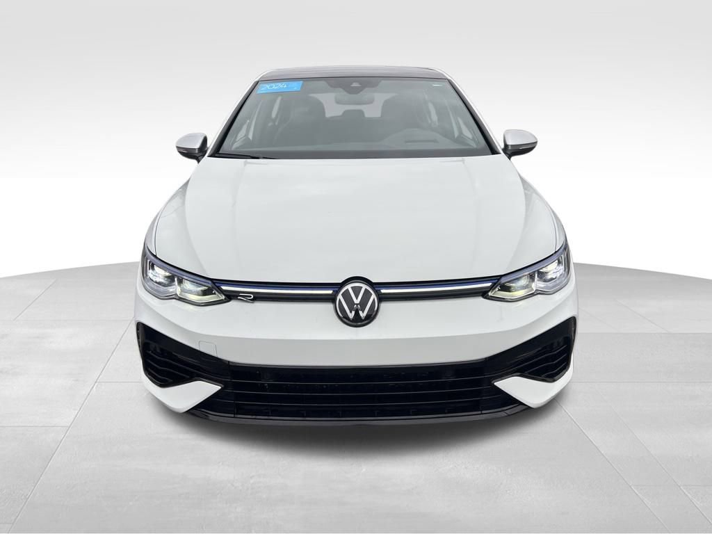 Used 2024 Volkswagen Golf R image 3