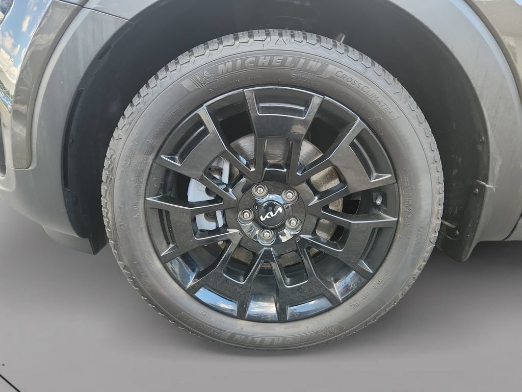 Used 2022 Kia Telluride EX AWD/4WD image 9