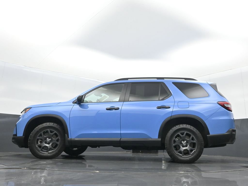 Used 2023 Honda Pilot TrailSport image 34