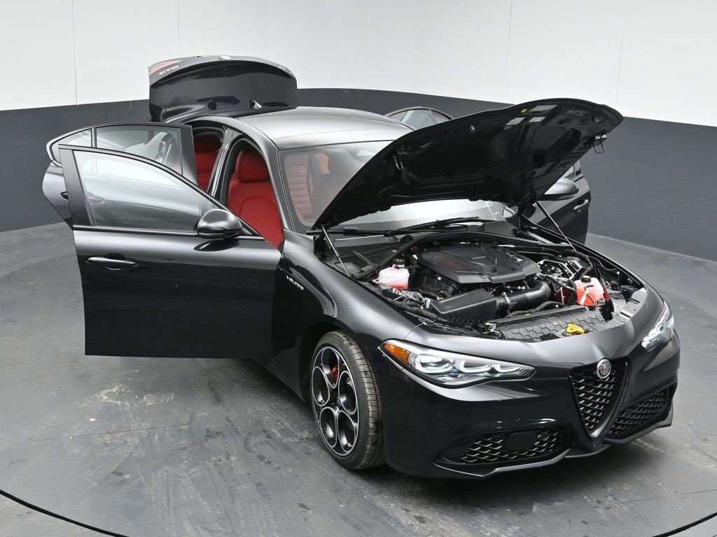 New 2026 Alfa Romeo Giulia AWD w/ Driving Assist Package image 53