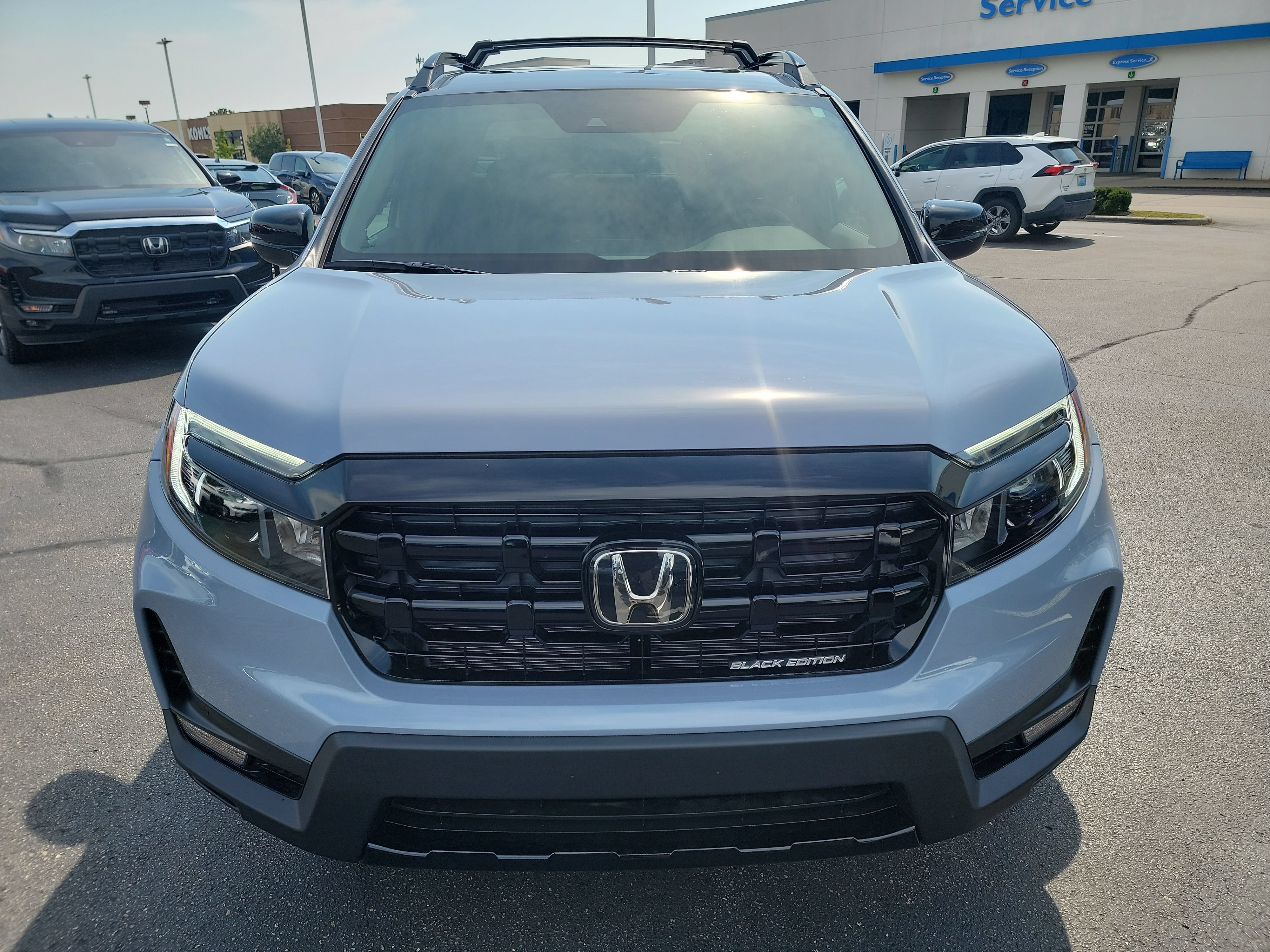 New 2026 Honda Ridgeline Black Edition image 2
