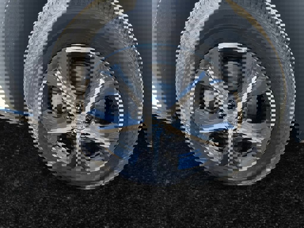 Used 2025 Honda HR-V EX-L image 26