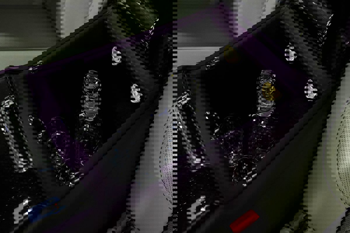 Used 2023 Rolls-Royce Cullinan Black Badge w/ Dark Exterior Package image 35