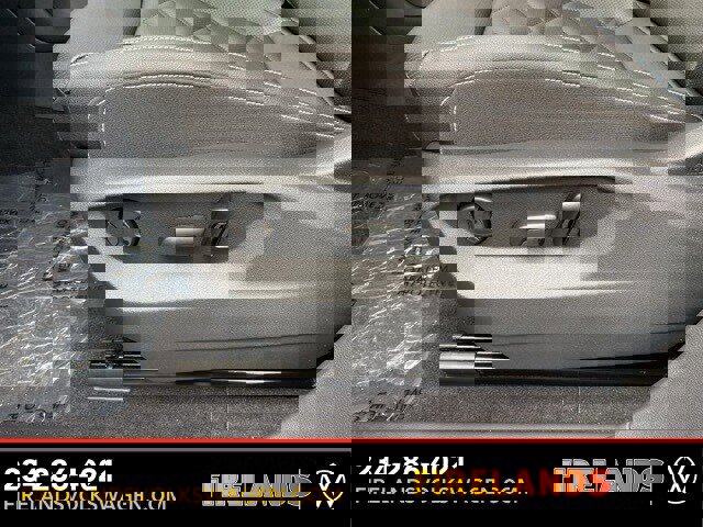 New 2026 Volkswagen Atlas SE image 26