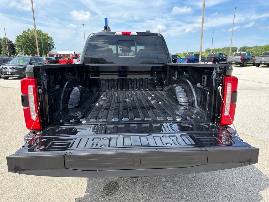 New 2026 Ford F350 King Ranch w/ Chrome Package AWD/4WD image 16