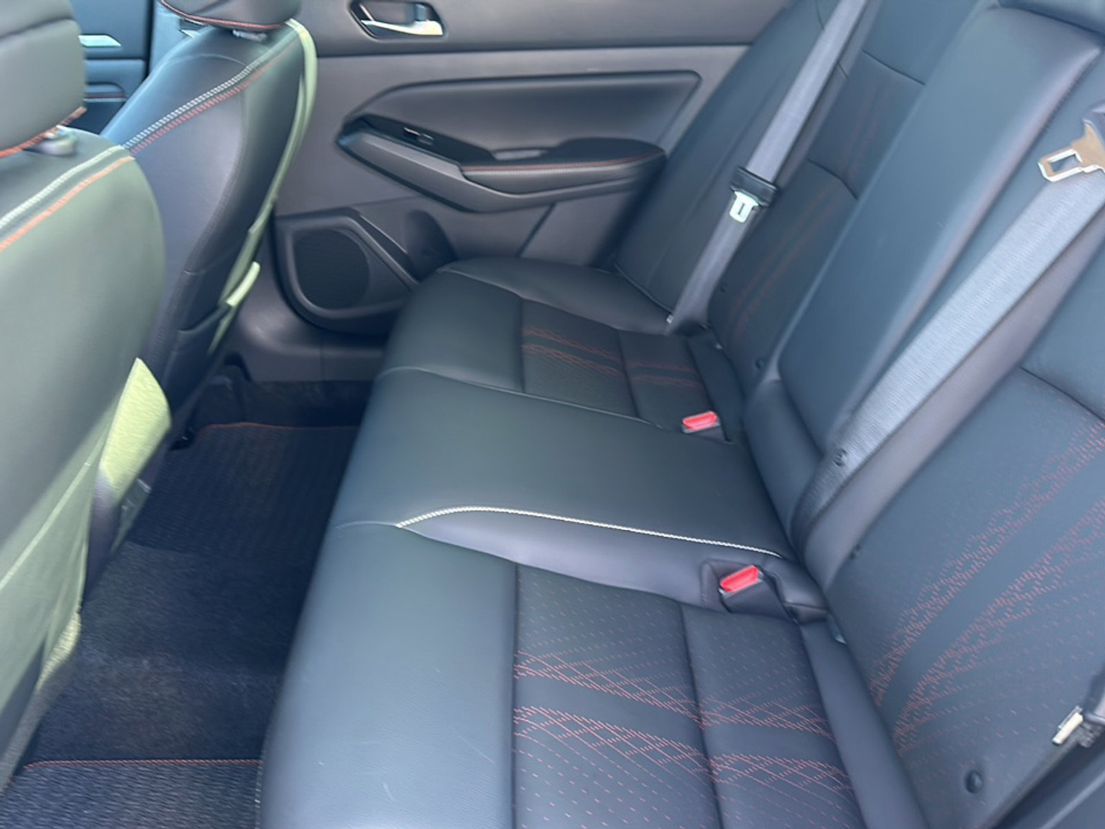 Used 2023 Nissan Altima 2.5 SR w/ SR Premium Package image 18