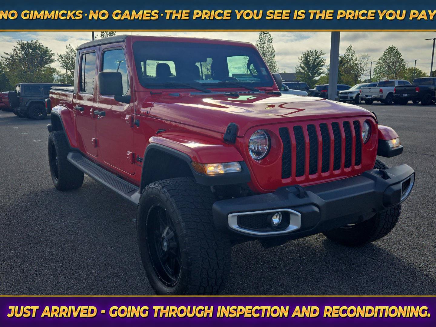 Used 2021 Jeep Gladiator Sport AWD/4WD image 1