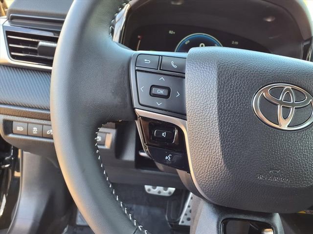 Used 2025 Toyota Camry SE image 15