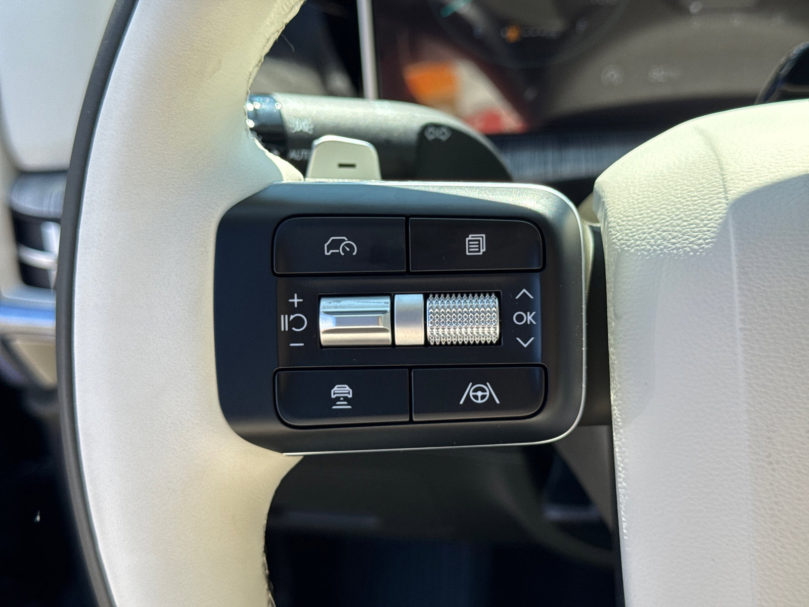 New 2025 Hyundai Santa Fe Calligraphy image 18