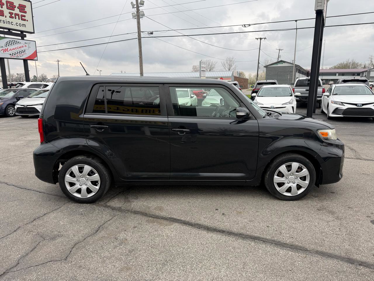 Used 2015 Scion xB image 5