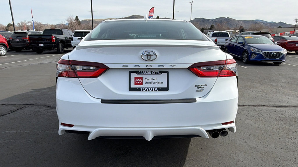 Certified 2024 Toyota Camry SE image 4