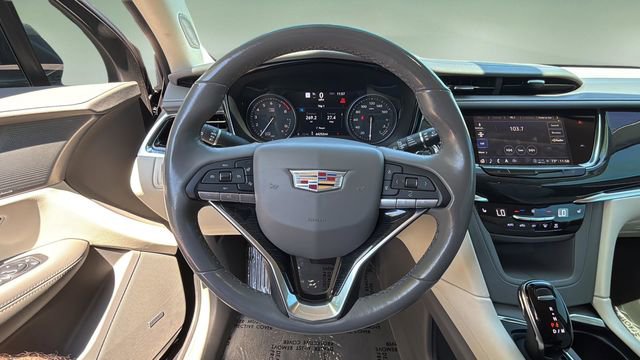 Used 2021 Cadillac XT6 Premium Luxury w/ LPO, Radiant Package FWD image 12
