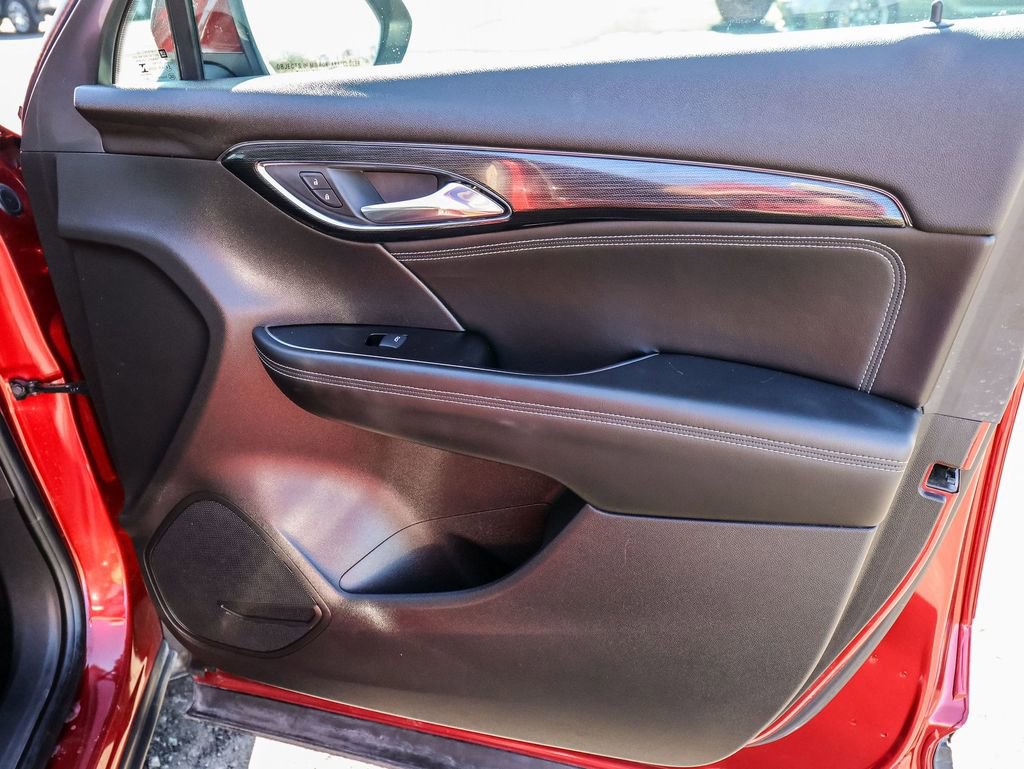 Used 2023 Buick Envision Preferred image 16