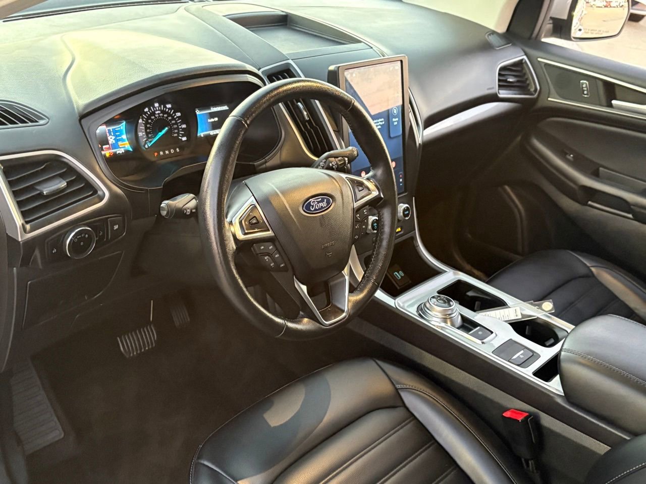 Used 2024 Ford Edge SEL image 17