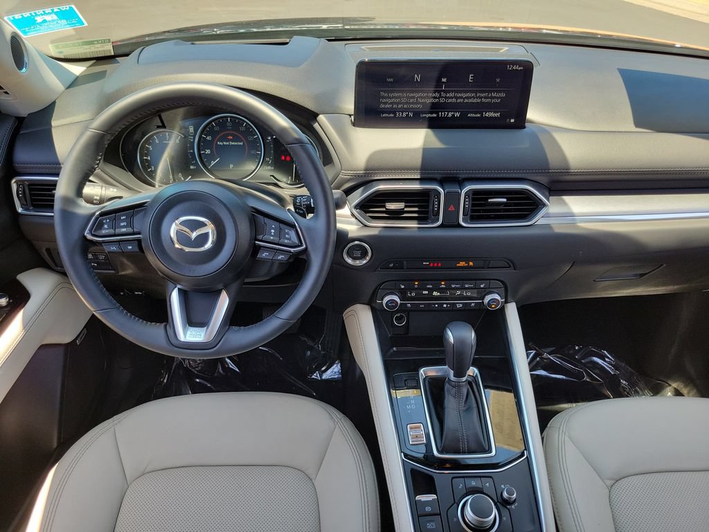 Certified 2025 MAZDA CX-5 AWD 2.5 S w/ Premium Plus Pkg image 4