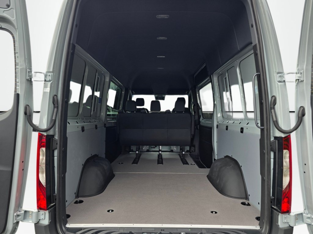 New 2026 Mercedes-Benz Sprinter 2500 image 19
