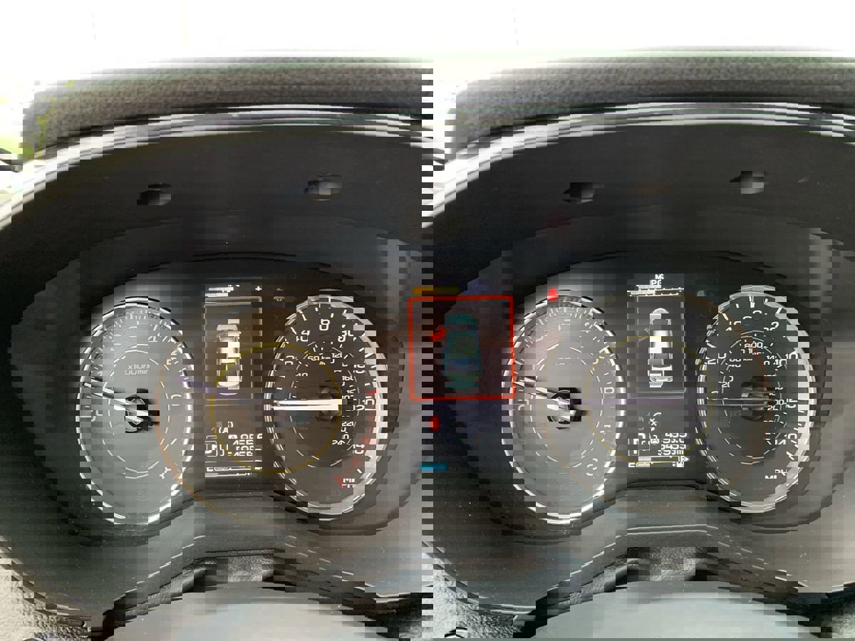 Used 2022 Subaru Crosstrek 2.5i Sport w/ Moonroof Package image 20