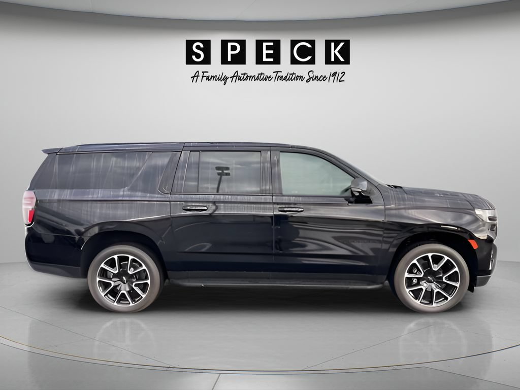 Used 2024 Chevrolet Suburban RST w/ Luxury Package AWD/4WD image 6