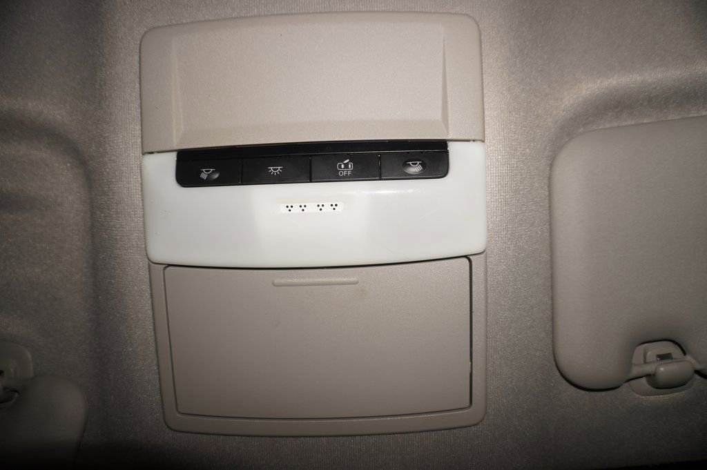 Used 2023 Nissan Sentra SV w/ Trunk Package image 17