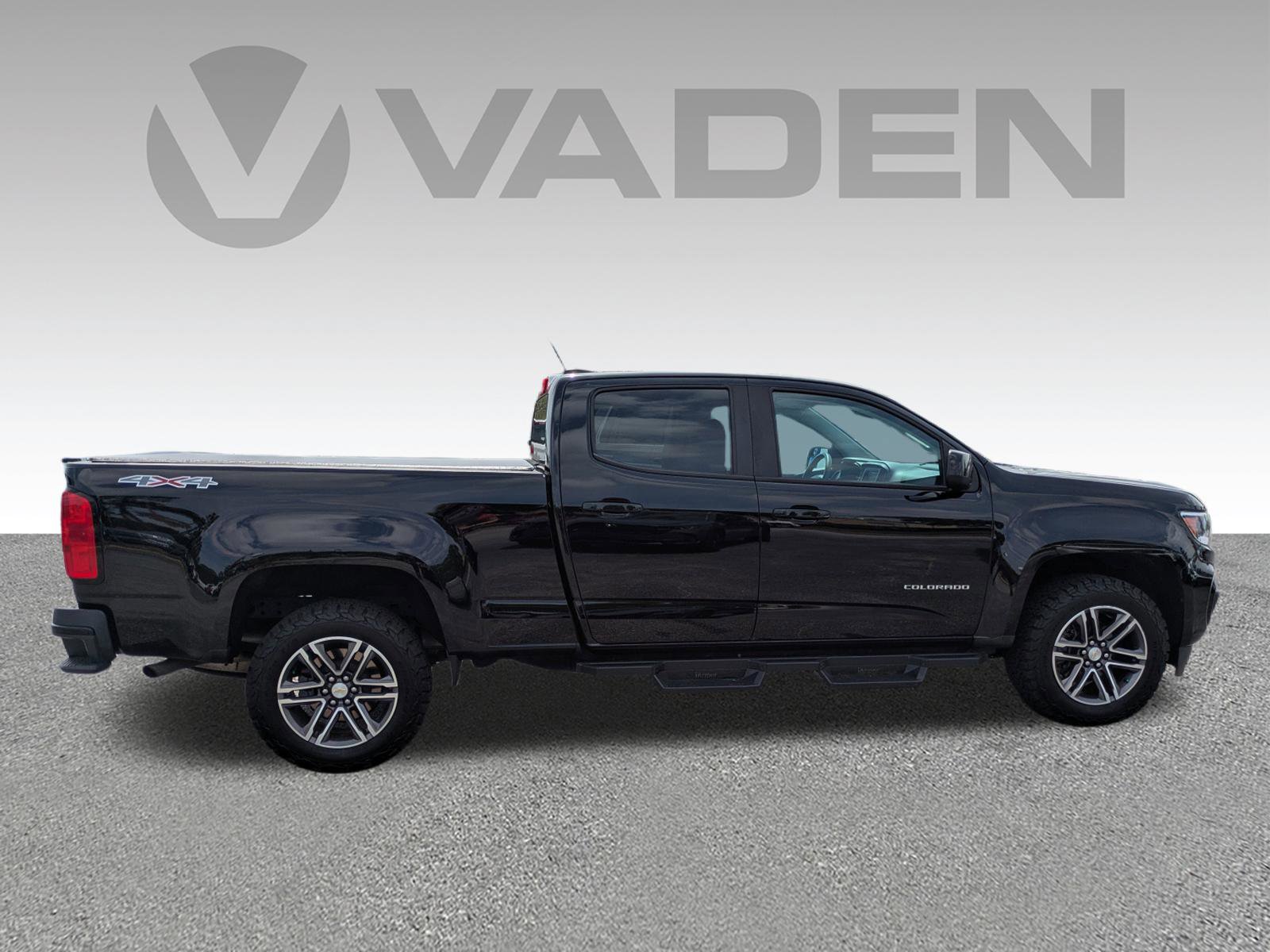 Used 2021 Chevrolet Colorado W/T w/ Custom Special Edition image 21