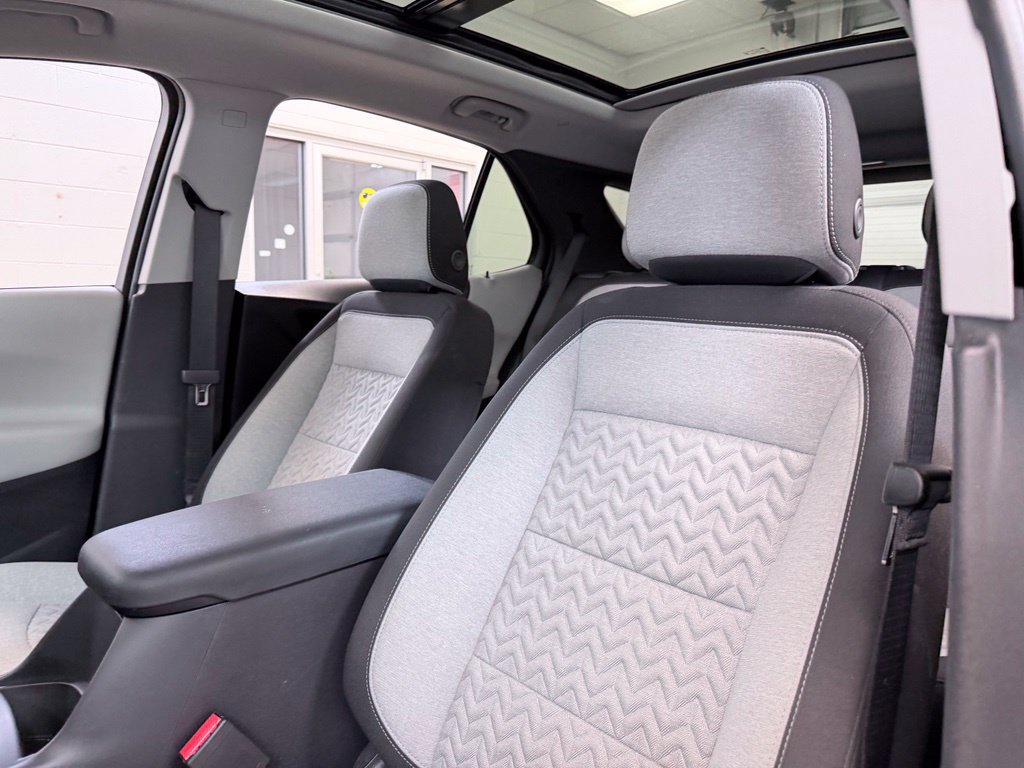 Used 2024 Chevrolet Equinox LT FWD image 16