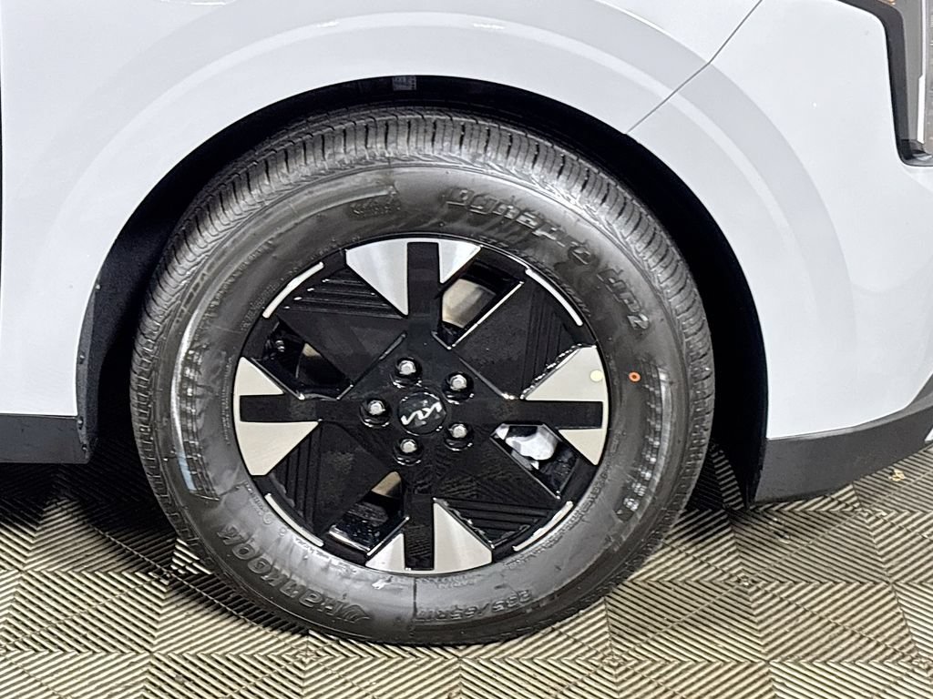 New 2027 Kia Carnival LXS FWD image 22