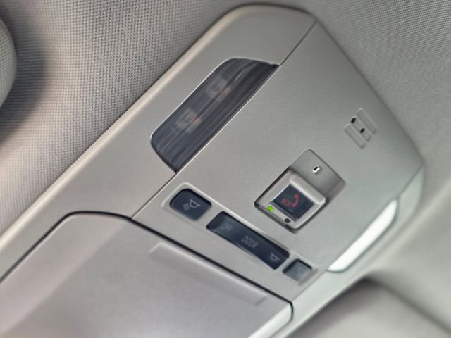 Used 2023 Toyota Highlander L image 41