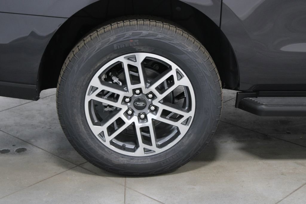 New 2026 Ford Expedition Max Active image 13