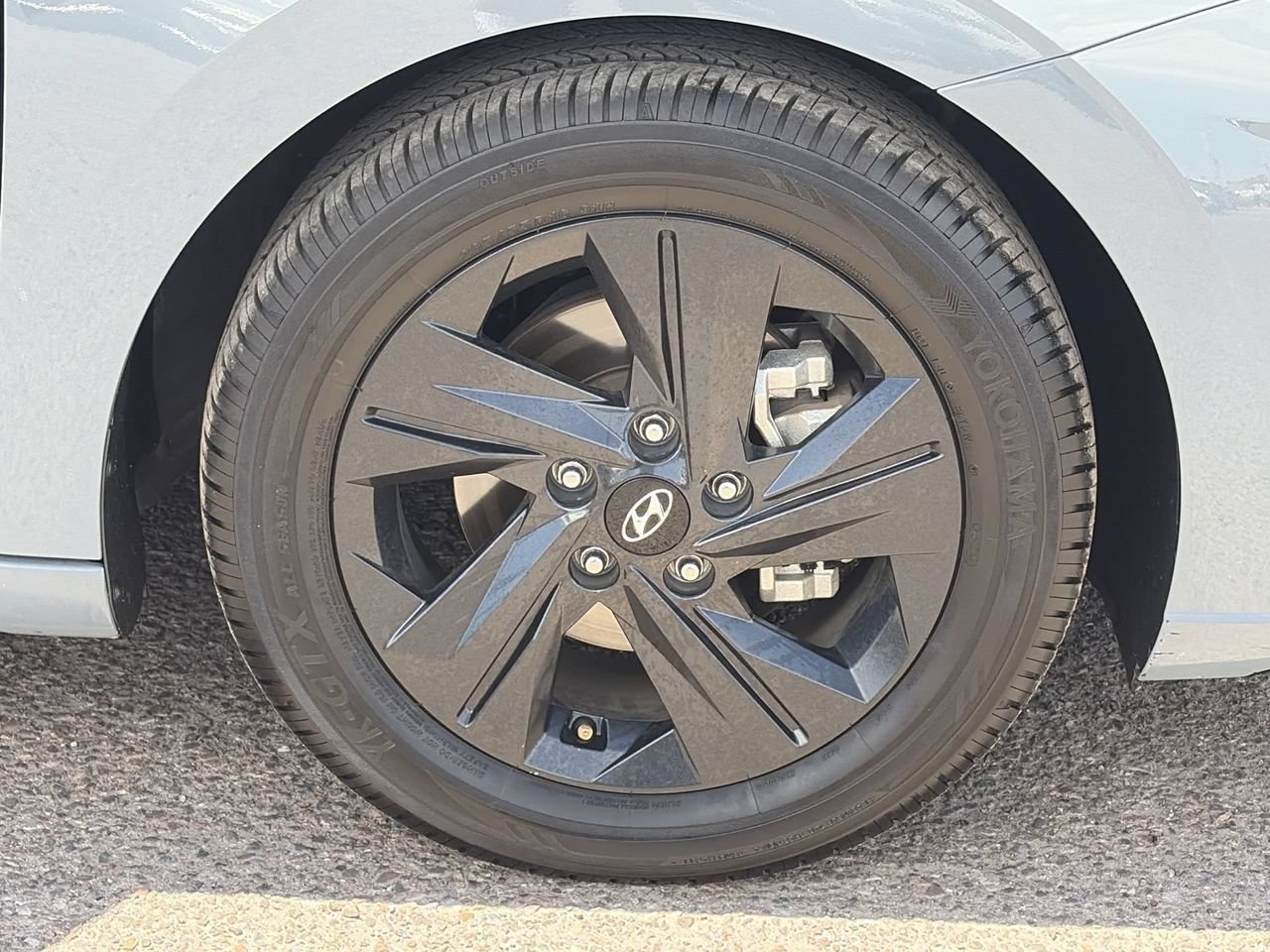 Certified 2023 Hyundai Elantra SEL w/ Cargo Package FWD image 9