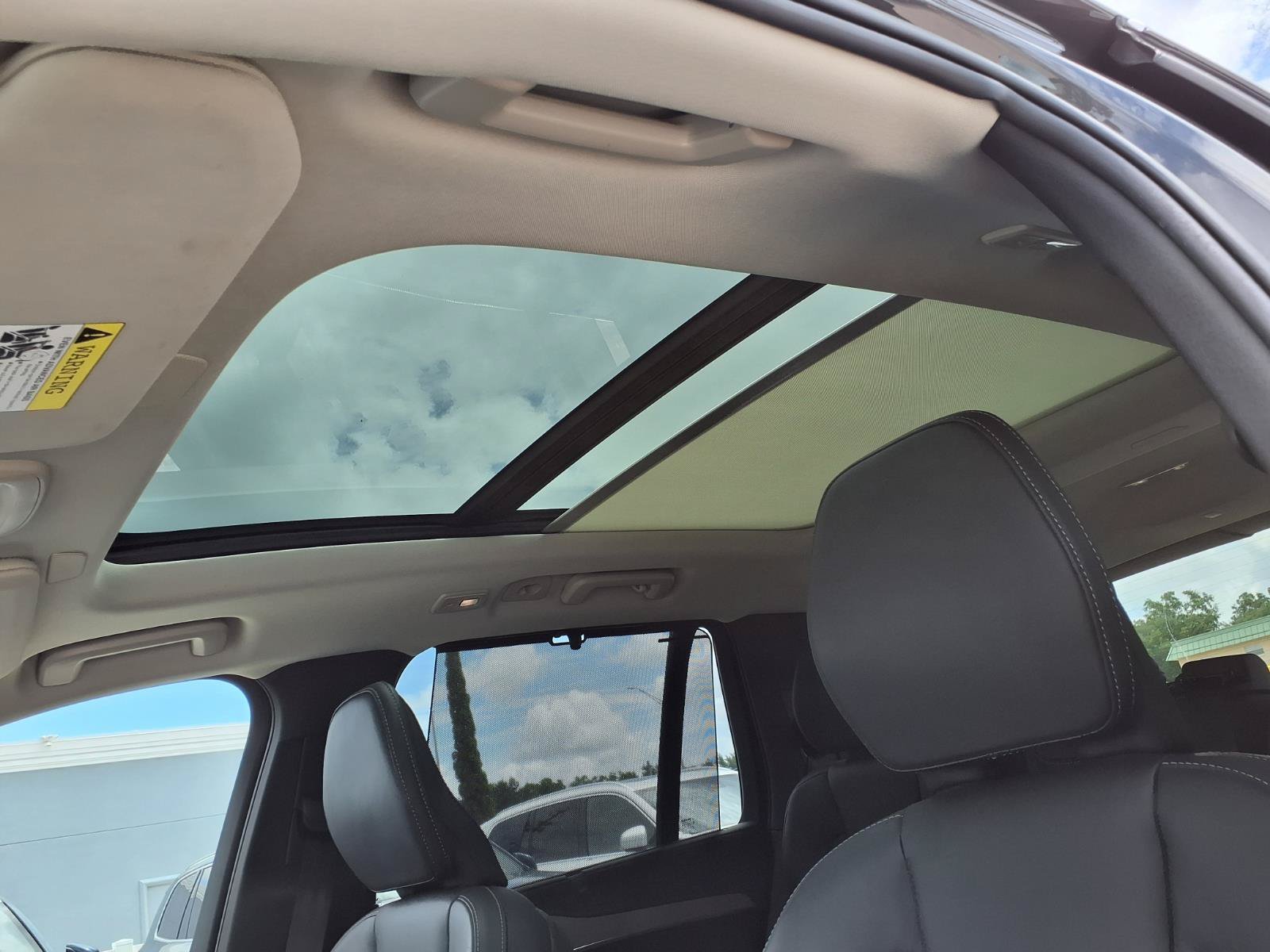 Certified 2023 Volvo XC90 B6 Ultimate w/ Protection Package Premier AWD/4WD image 23