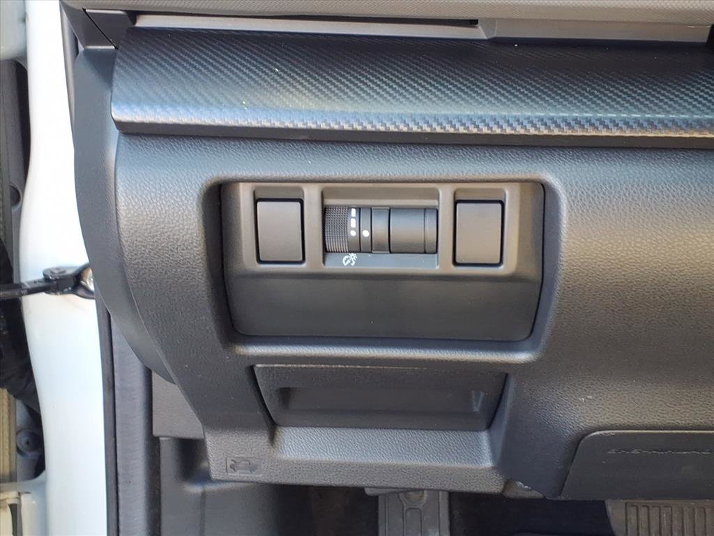 Used 2024 Subaru Crosstrek 2.5i Limited image 21