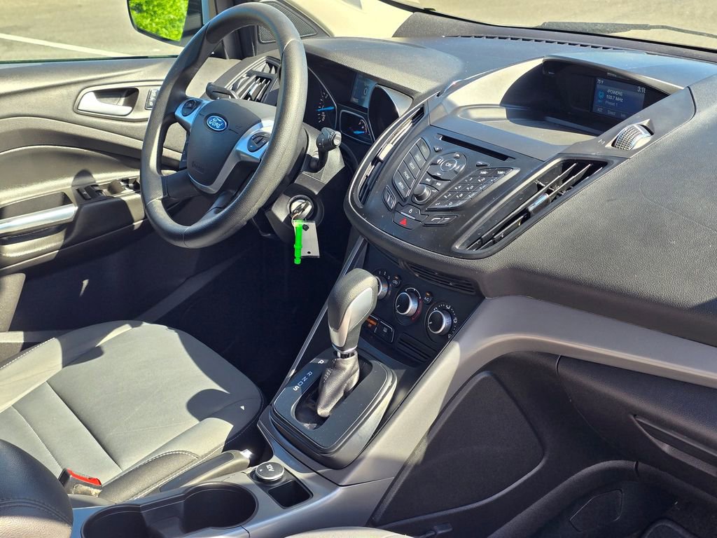 Used 2015 Ford Escape SE FWD image 20