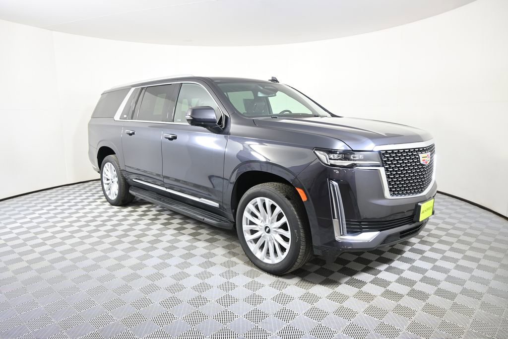 Used 2024 Cadillac Escalade ESV Luxury w/ LPO, Floor Liner Package AWD/4WD image 9