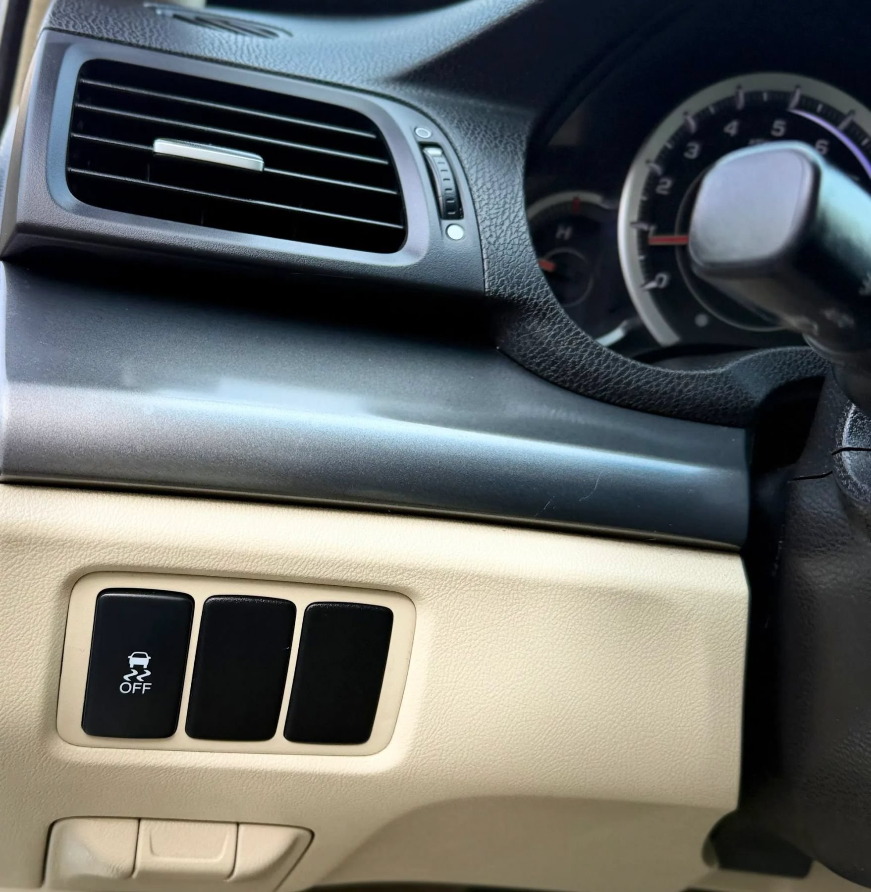 Used 2012 Acura TSX Sedan FWD image 21