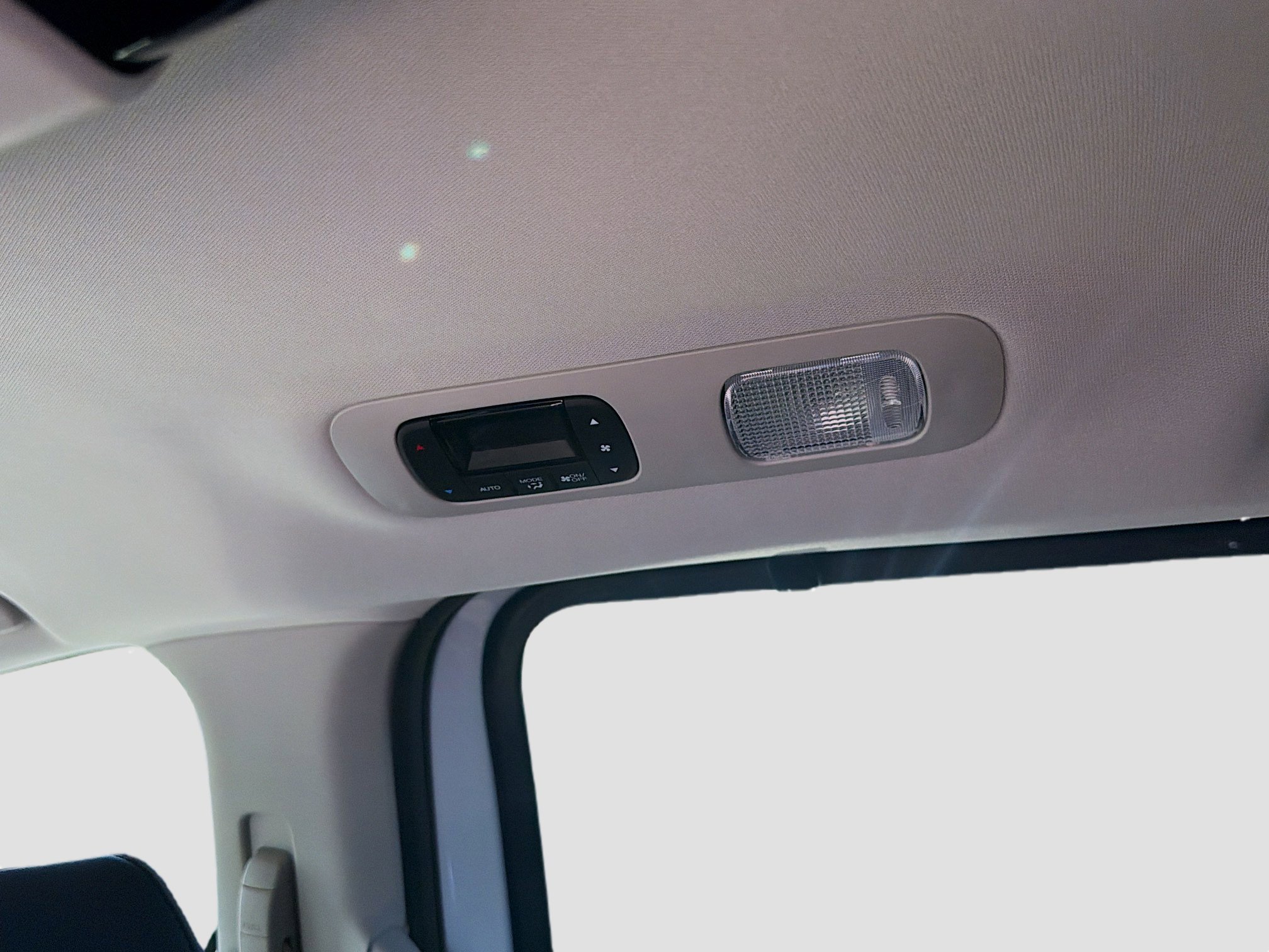 New 2026 Honda Odyssey Touring image 21