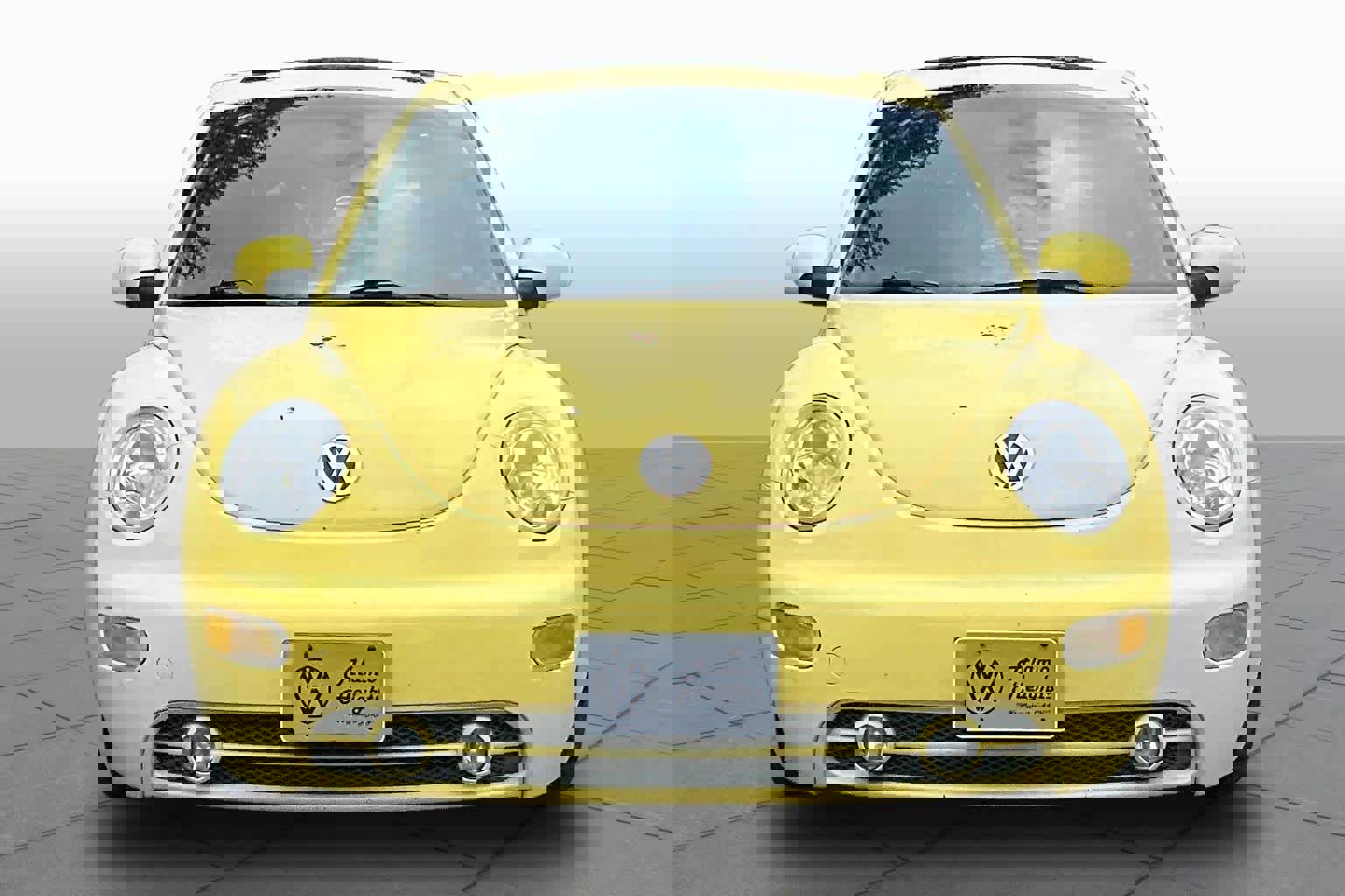 Used 2001 Volkswagen Beetle GLX FWD image 3