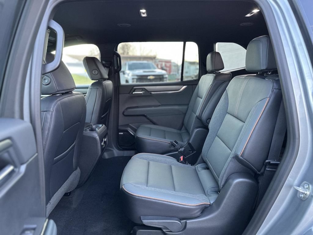 New 2026 GMC Acadia AT4 AWD/4WD image 12