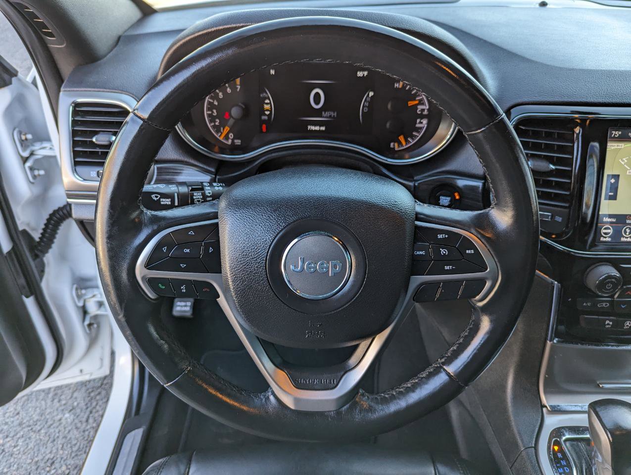 Used 2019 Jeep Grand Cherokee Limited AWD/4WD image 15