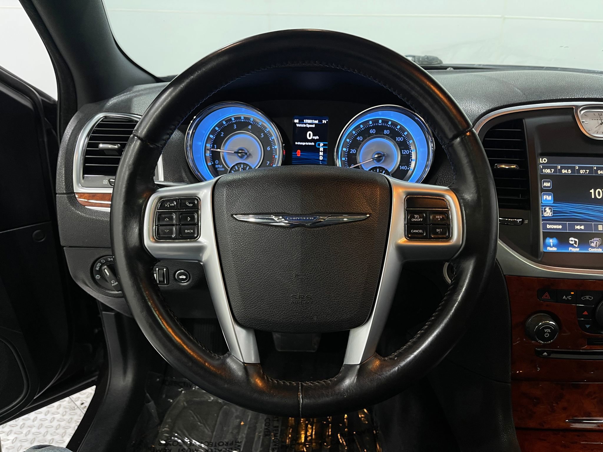 Used 2012 Chrysler 300 Limited image 19