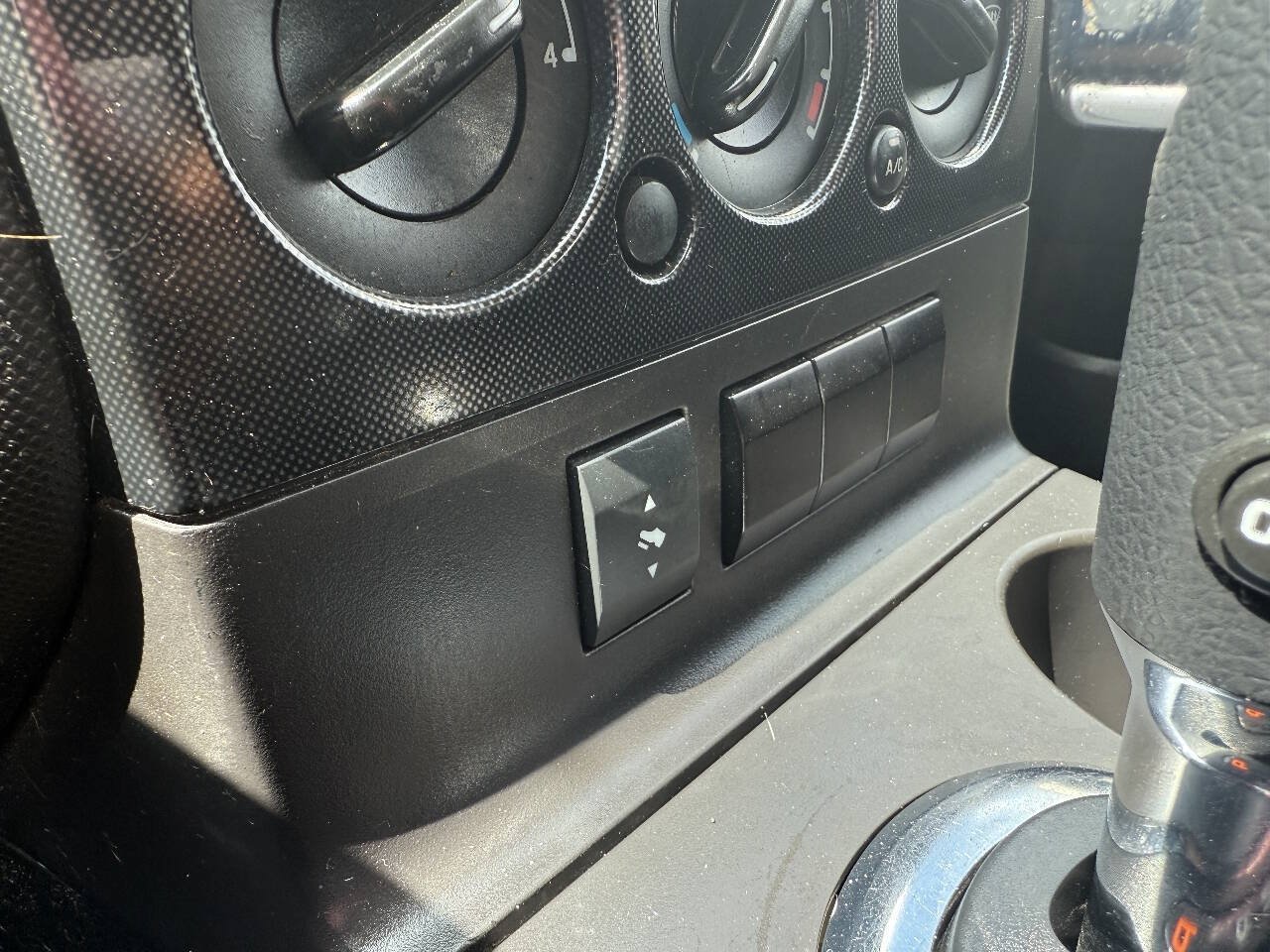 Used 2010 Ford Explorer Sport Trac XLT RWD image 19