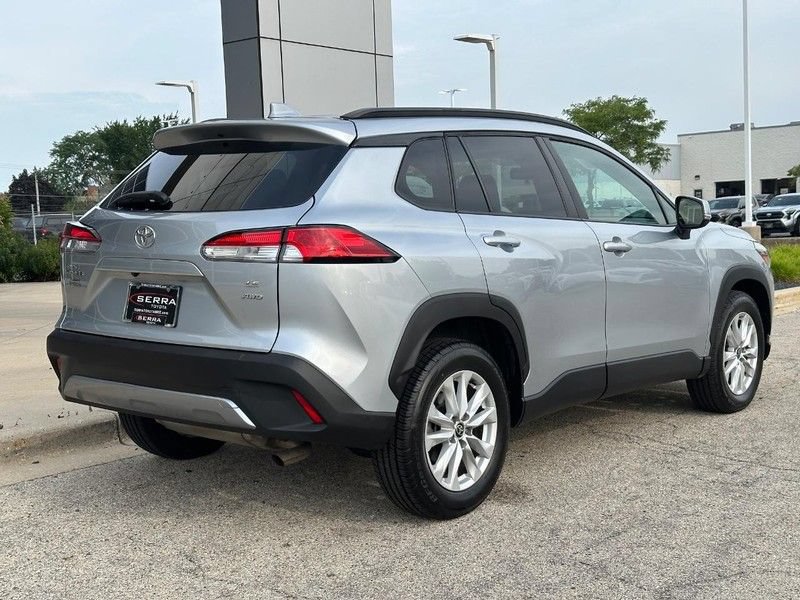Used 2022 Toyota Corolla Cross LE AWD/4WD image 3