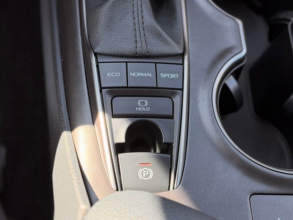 Used 2024 Toyota Camry SE w/ Cold Weather Package image 20