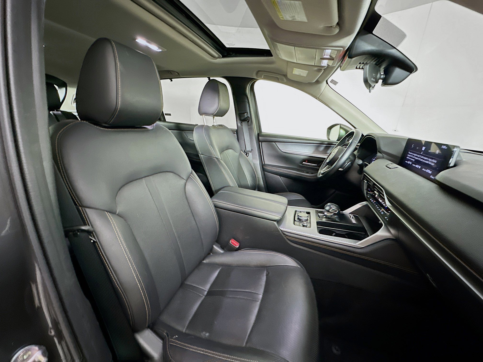 Used 2025 MAZDA CX-90 3.3 Turbo w/ Preferred Package image 32