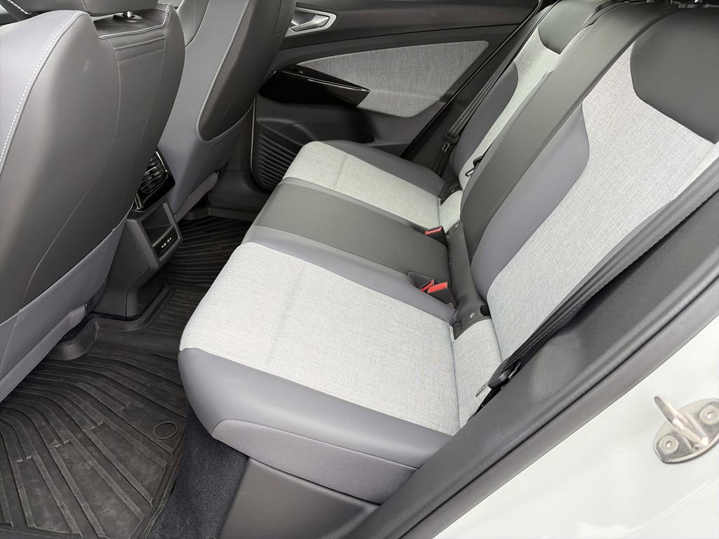 Used 2023 Volkswagen ID.4 Pro image 30